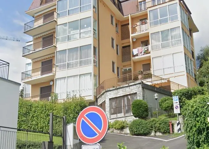 Panorama Apartment *